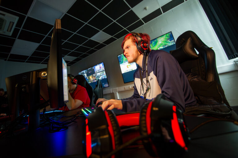 Numerous students playing esports