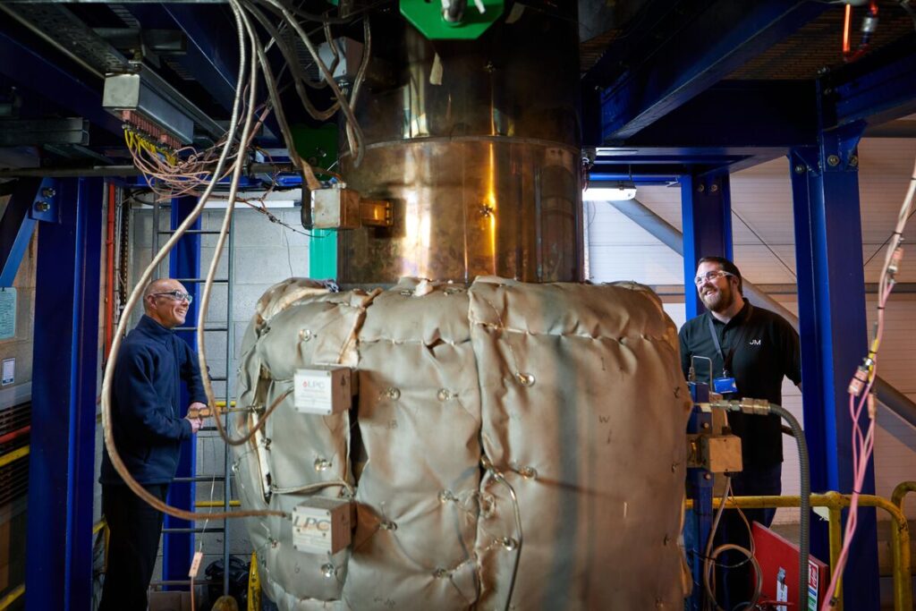 JM Catalyst Technologies engineers in Syngas rig.