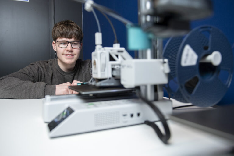 Burnley College00106