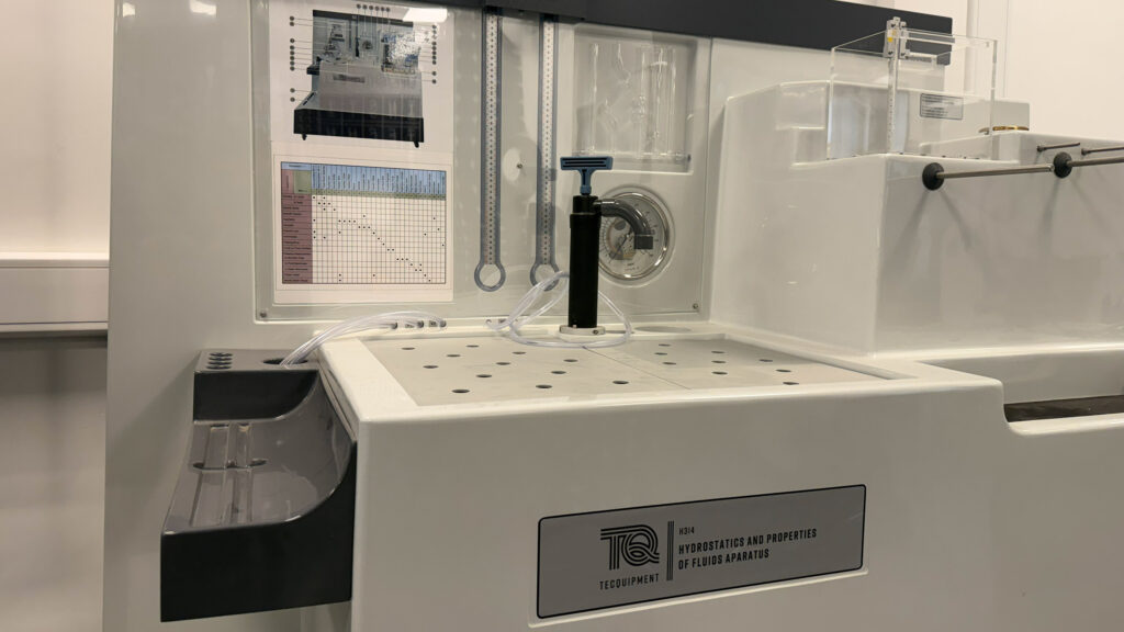 TQ-H314-Hydrostatics-and-Properties-of-Fluids-Apparatus-2